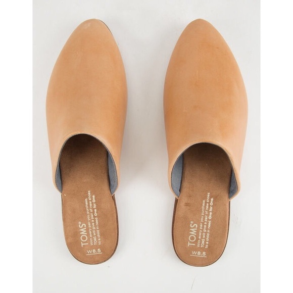 Toms Shoes - TOMS jutti mule flats / slides in Honey 🍯